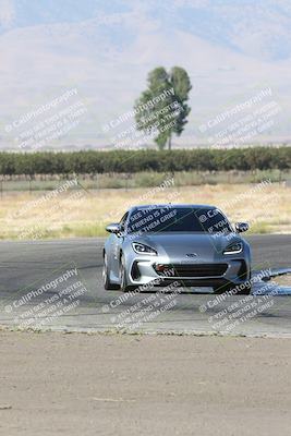media/Sep-15-2024-Speed Ventures (Sun) [[7a54f7ed2f]]/Black Group/Session 1 (Outside Grapevine)/